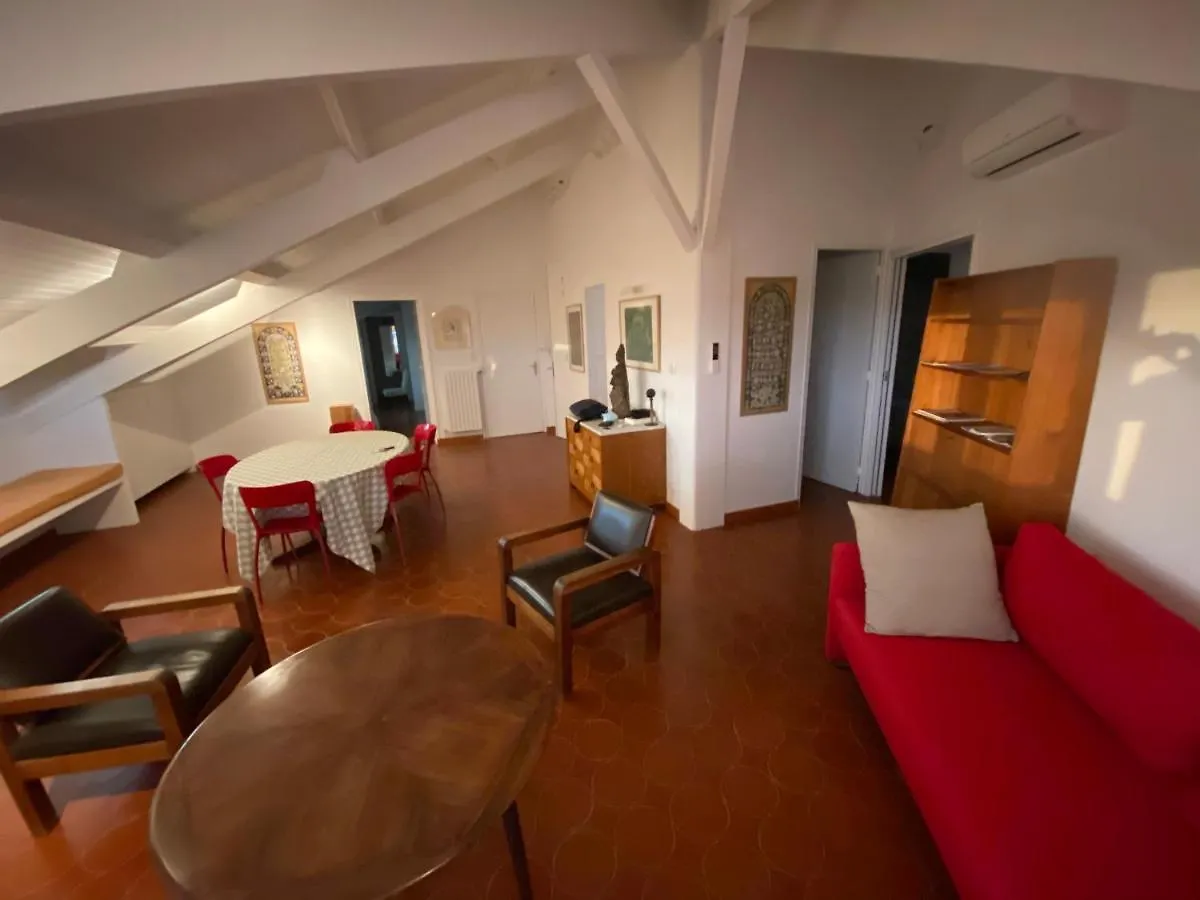 Appartement Attique Saint Pierre - Dans le ciel des teinturiers à Avignon
